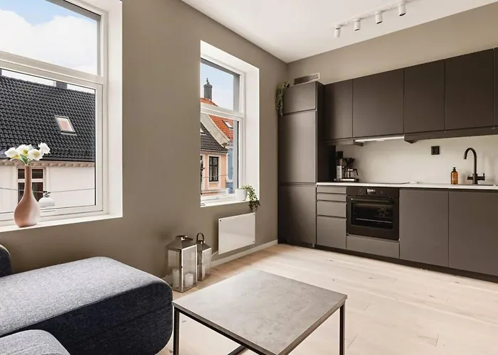 Apartament Dinbnb I New 2023 I 600m To Bryggen